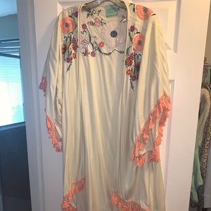 Size Medium Judith March Kimono